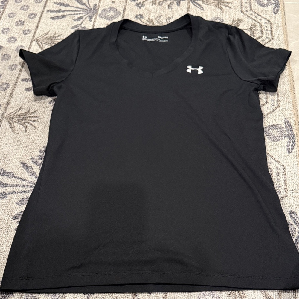Under Armour Women's Black Short Sleeve Tee